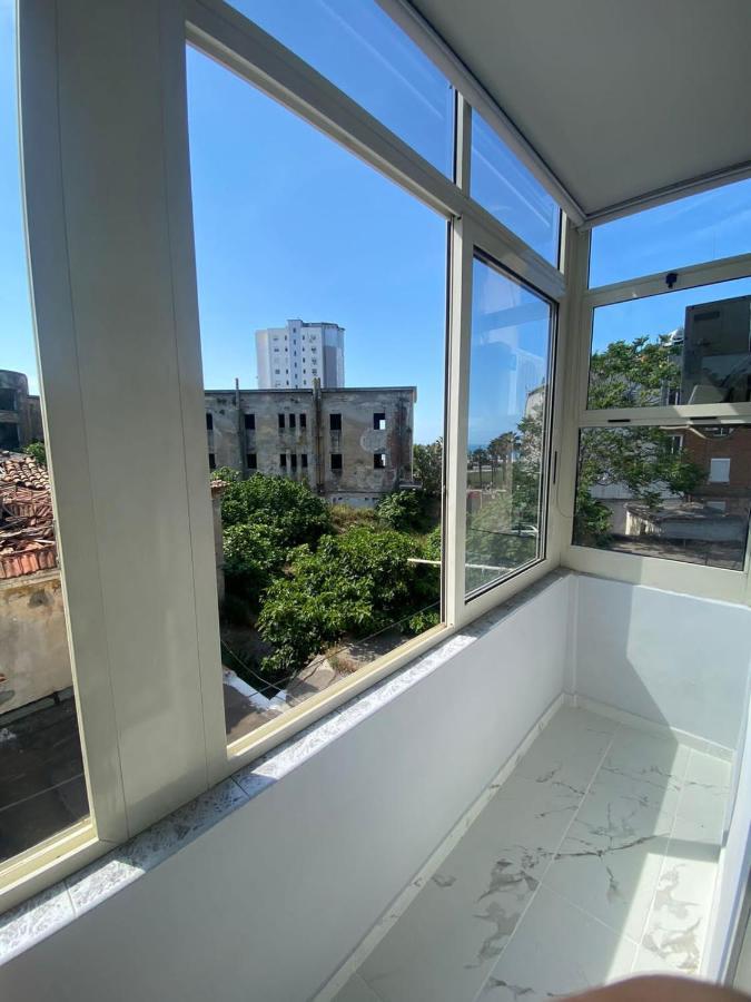 Vollga Promenade Lovely 2 bedroom Apartment Durres Bagian luar foto
