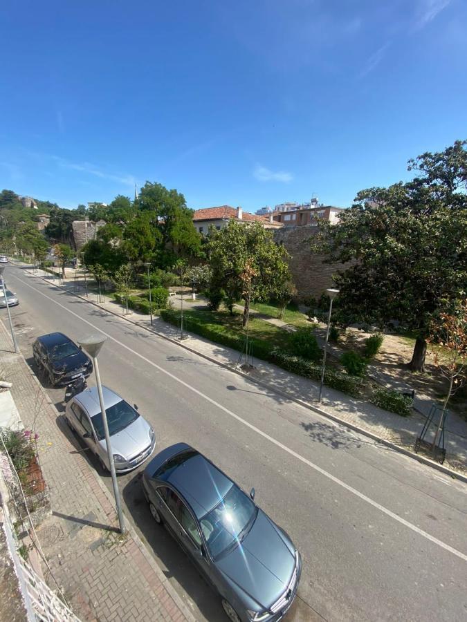 Vollga Promenade Lovely 2 bedroom Apartment Durres Bagian luar foto